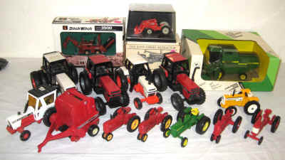 dec 10 farm toys 3 145.jpg (444940 bytes)