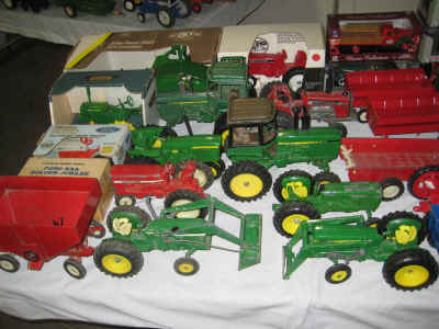 dec 10 farm toys 9 007.jpg (2036751 bytes)
