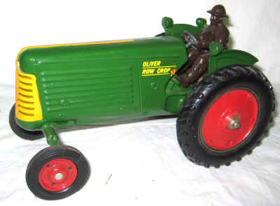 sept 24 farm toy 4 210.jpg (273417 bytes)