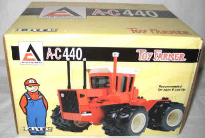 sept 24 farm toy 5 045.jpg (368418 bytes)