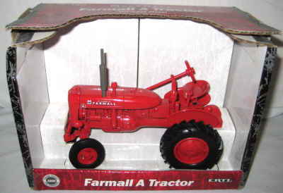 sept 24 farm toy 7 018.jpg (413502 bytes)