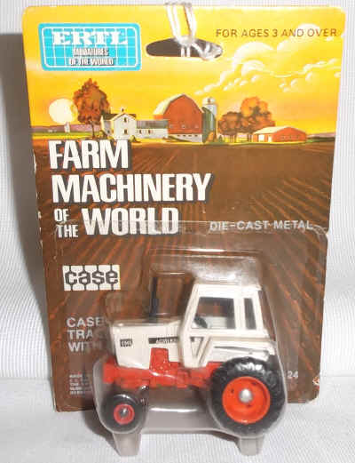 1/64 ERTL farm toy custom case ih Peterbilt straight truck fertilizer lime wagon 